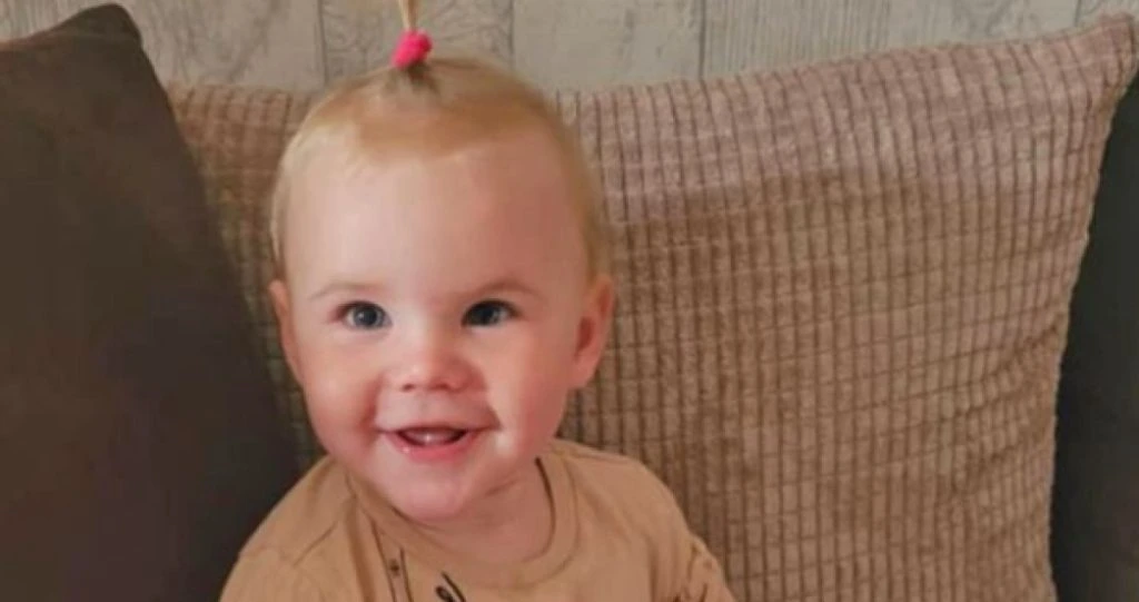 1-årige Bella mister livet på tragisk vis