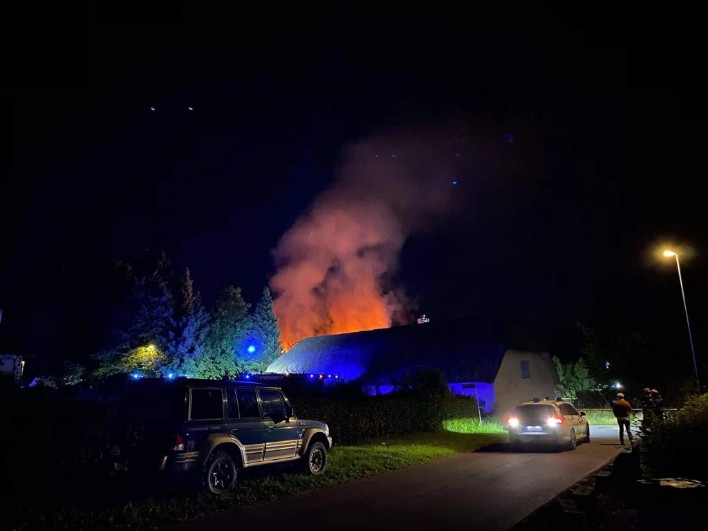 Gård nedbrændt i Randers