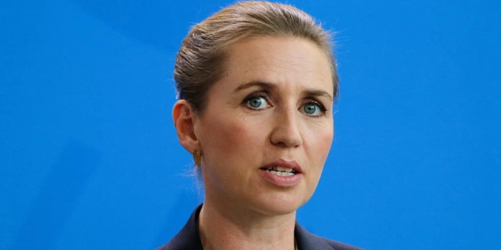 LIGE NU: Mette Frederiksen truet på livet