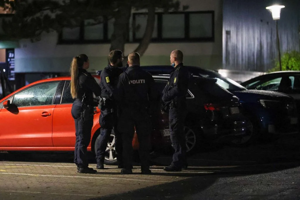 Politiet melder ud efter skud mod lejlighed sent torsdag aften: 